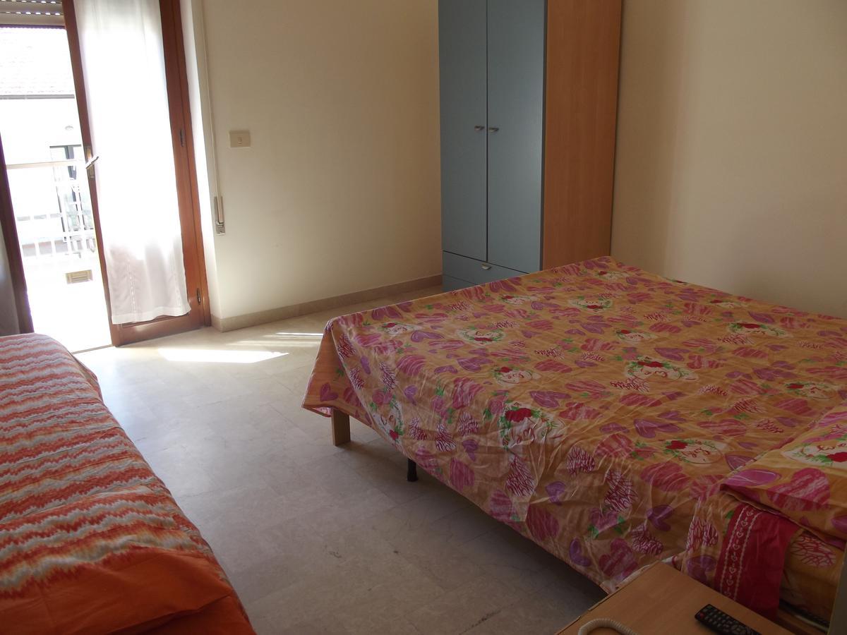 Hotel Sabbia D'Oro Pineto Εξωτερικό φωτογραφία